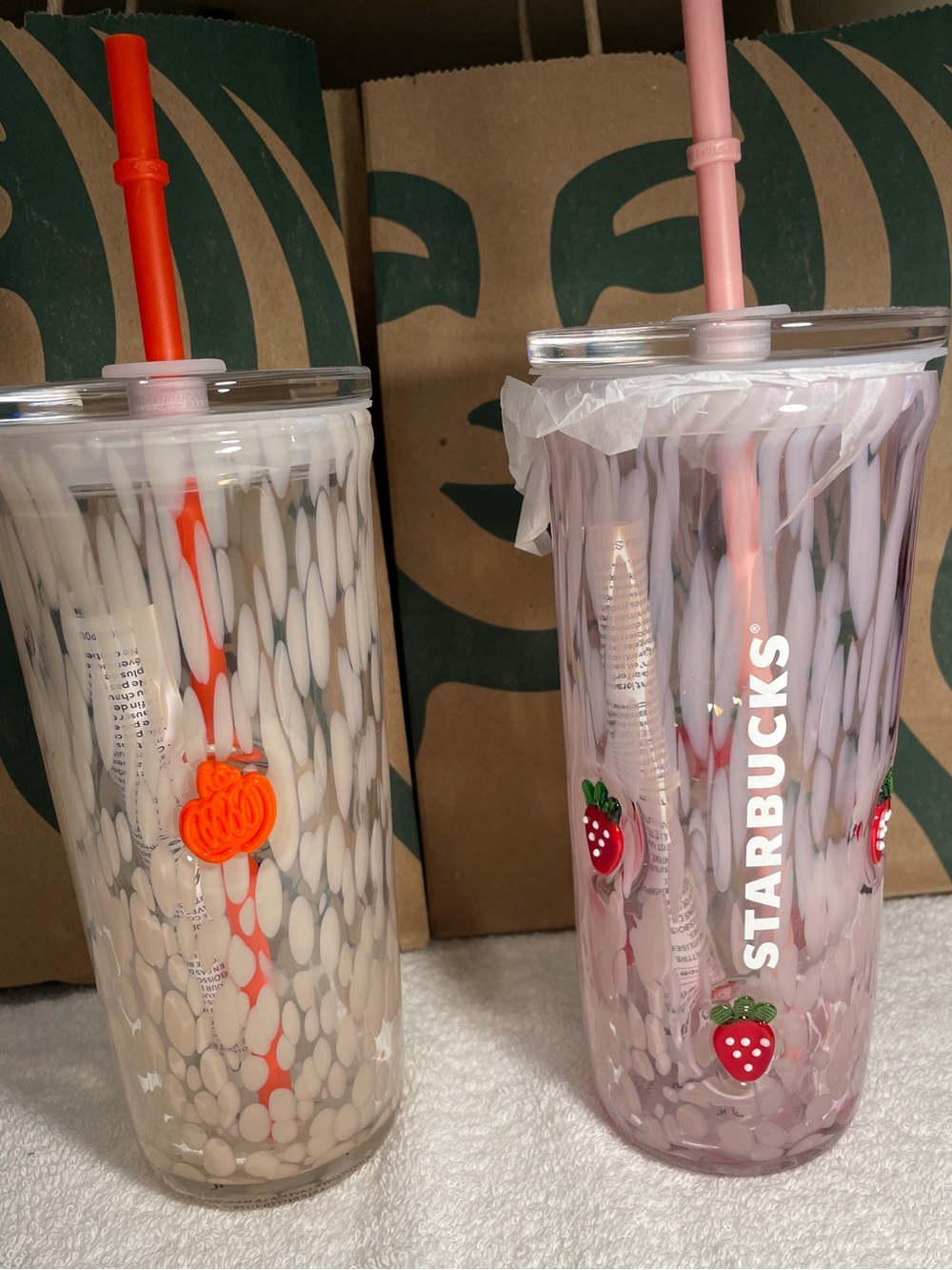 Lot of 2 Starbucks 16 oz glass cold cups Pink vibes strawberry , PSL pumpkin